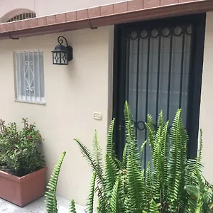Casa Mascagni Aeroporto di Catania Fontana Rossa